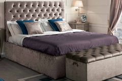Мягкая кровать Francesca 160х200 и 180х200 с высоким прямым стеганным изголовьем