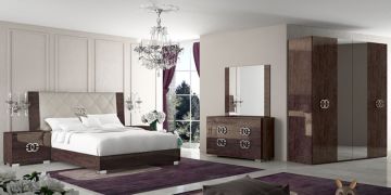 Спальня Prestige фабрики Status с кроватью с мягкой спинкой комодом с зеркалом и шкафом
