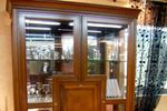 Распродажа витрин - 2-дверная витрина Stradivari (Страдивари) в классическом стиле итальянской фабрики Alf (Альф) с элементом секрета.