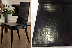 Глянцевый стул Nightfly фабрики Armobil в эбеновом шпоне и мягким сиденьем, обитым эко кожей под крокодила черного цвета 56х47 H.102