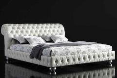 Мягкая стеганая кровать в коже белого цвета 160х200, 180х200 и 200х200