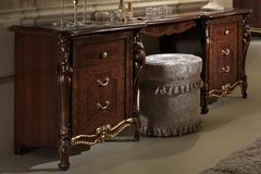 Классический туалетный столик в спальню Donatello в цвете орех с золотом с двумя тумбами на резных фигурных ножках