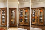 Классические витрины в массиве вишни с резными деталями и ящиками внизу у 2 и 3 дверных витрин в гостиную Palazzo Ducale Bakokko