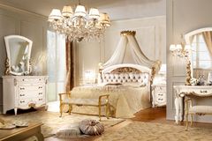 Итальянская белая спальня La Fenice laccato