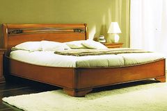 Кровать Chopin в вишне янтарного цвета с металлической вставкой в изголовье 160/180/200х200